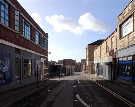 Union Street Dewsbury Habiloid Cc By Sa Geograph Britain And