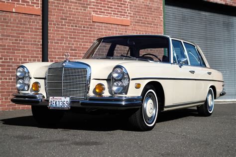 1972 Mercedes Benz 280sel 45 For Sale On Bat Auctions Closed On