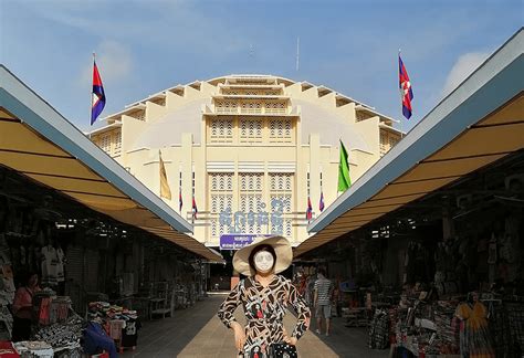 Central Market: Phnom Penh Ultimate Shopping Destination