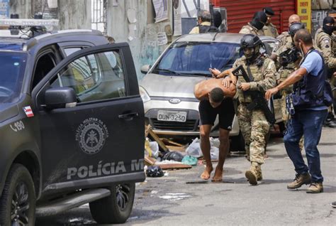 Jornal Correio Alto Das Pombas Armas Apreendidas Fac Es Custam