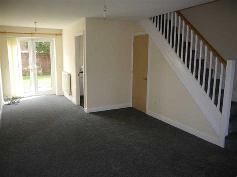 Tiverton Drive Wilmslow Cheshire 2 Bed House To Rent 1 300 Pcm