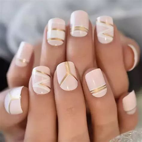 55 Stunning Cute Short Nail Designs You Will Love 2024 Fabbon