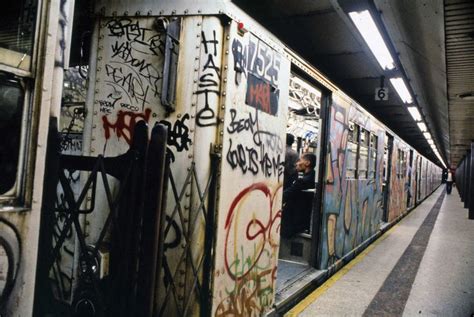 17 Best images about Graffiti 80s on Pinterest | New york, Graffiti ...