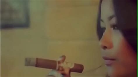 Instagram Woman Smoke Cigar Free Mobile Porn Videos IPornTV