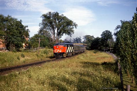 Railpictures Ca John Freyseng Photo Cn Leads Toronto North