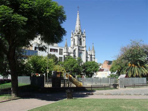 Organizan Una Visita Guiada A La Plaza V Lez Sarsfield Un Lugar