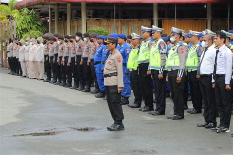 Kapolda Papua Pimpin Apel Gelar Pasukan Operasi Lilin Cartenz 2022