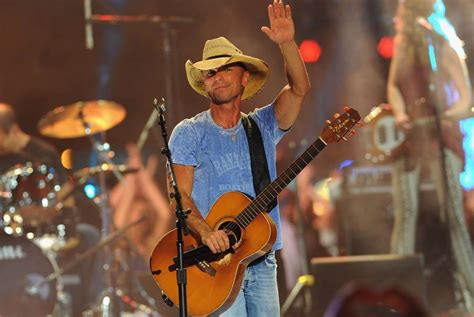 Kenny Chesney Adds Amphitheater Dates To 2020 Chillaxification Tour