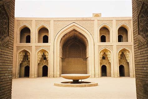 Abbasid Palace Baghdad. - Wijsheidsweb - Quest for Wisdom