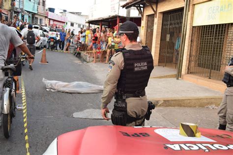 Polícia identifica trio acusado de perseguir e matar homem na Praça da