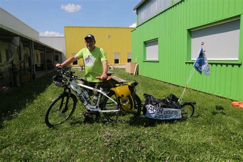 Franche Comté Il va parcourir 2 000 km à vélo à travers la région pour