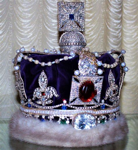 one of four made replica of Queen Victoria Crown