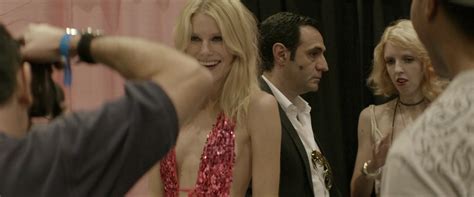 Naked Dree Hemingway In Starlet