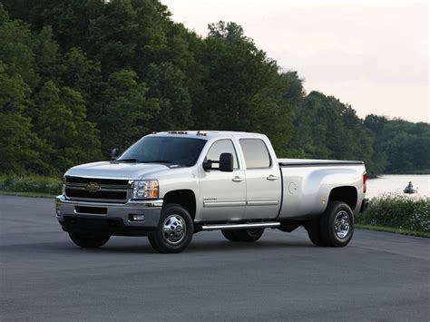 CHEVROLET Silverado 3500HD Crew Cab Specs & Photos - 2008, 2009, 2010 ...