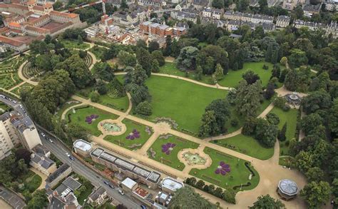 Le Parc du Thabor est une aventure dog friendly à Rennes