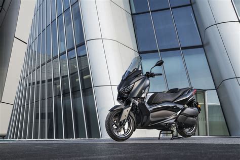 Motorrad Vergleich Yamaha Xmax 300 Iron Max 2019 Vs Honda Forza 350 2022