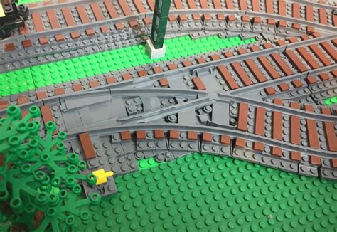 LEGO Eisenbahn Anleitung Ein Gleisbett für deine LEGO Stadt