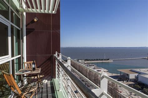 Rent4rest Lisbon Expo Apartment 17th Floor River View Apartments In