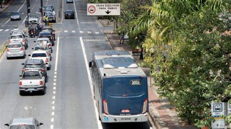 Escolares poderão usar faixas exclusivas de ônibus em BH