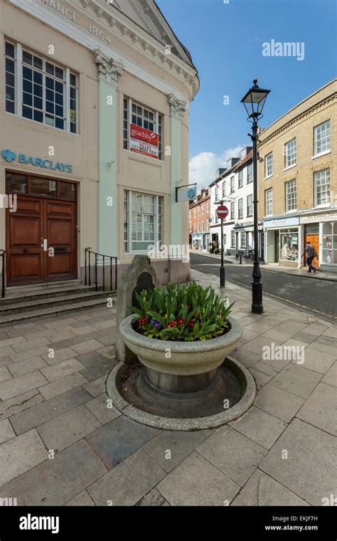 Romsey Market Town Hi Res Stock Photography And Images Alamy