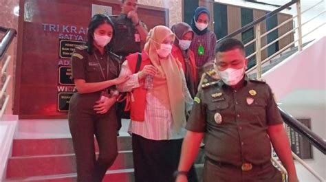 Kepsek Smkn Batam Dan Bendahara Jadi Tersangka Dugaan Kasus Korupsi