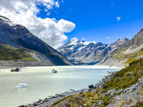 Hooker Valley Track Stunning And Easy Day Walk In Aoraki Mount Cook