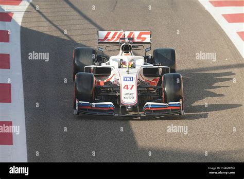 Yas Marina Circuit Abu Dhabi Formel Testfahrten Im