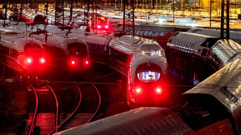 German Train Drivers Go On Strike For 6 Days Bringing Railway Traffic