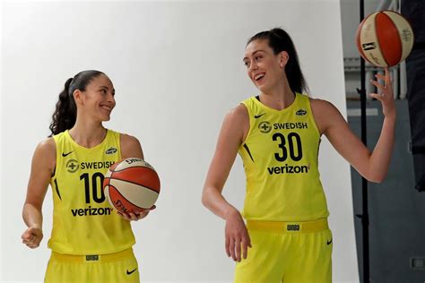 Wnba Star Sue Bird Retiring After 19 Seasons Five Olympic Gold Medals