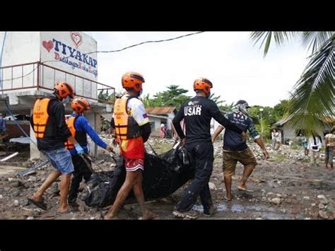 Philippines Une Temp Te Fait Au Moins Morts Et Menace Manille