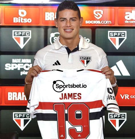 James Rodr Guez Oficialmente Apresentando Ao S O Paulo