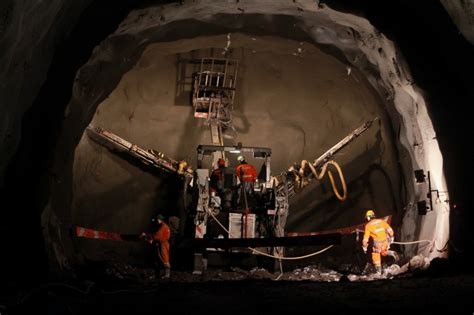 Construcción de túneles mineros Portal CDT