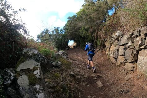 Senderismo Por El Interior Del Parque Rural De Ten Finalizando En Masca