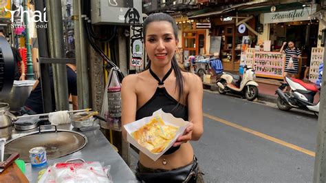 Amazing The Most Popular Roti Lady In Bangkok Thai Street Food YouTube