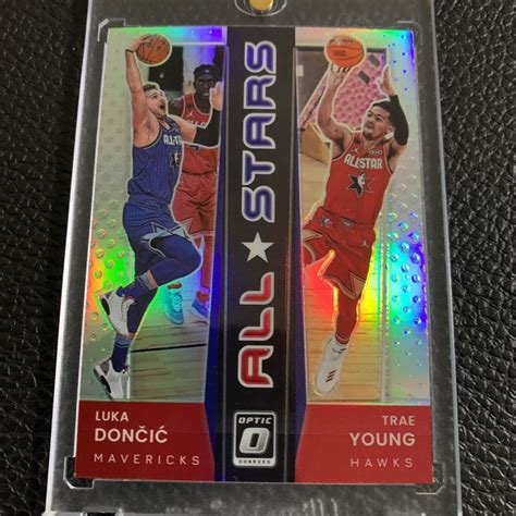 目立った傷や汚れなしLuka Doncic Trae Young 2021 22 Panini Donruss Optic All