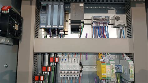 What Is A Plc And What Is It Used For Suitelec