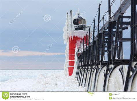 South Haven Pier Lighthouse Frozen In Ice Stock Photo Image Of Wintry