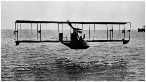 Interesting! The Pilot Who Flew The World's First Passenger Plane And ...