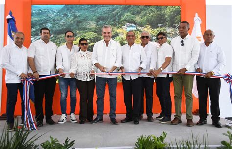 Presidente Abinader Entrega Dos Nuevas Carreteras Inversión Superior Rd