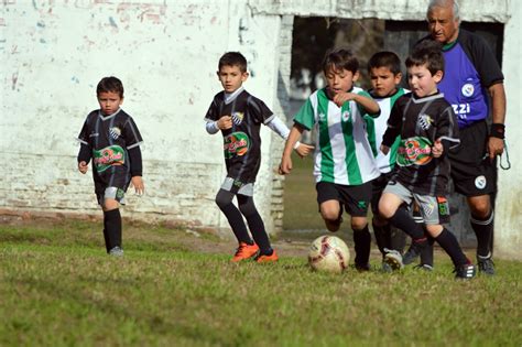 Diario Crónicas de Mercedes Soriano Uruguay Liga Asociación de Baby