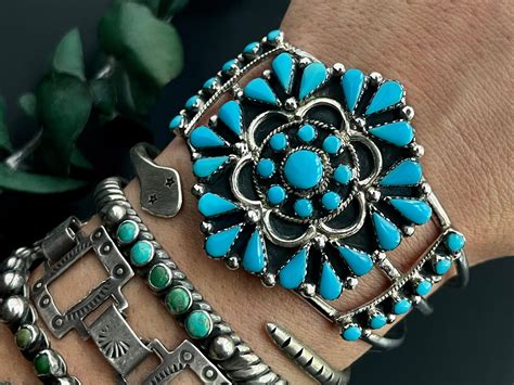 Vintage Zuni Petit Point Turquoise Flower Cluster Cuff Bracelet