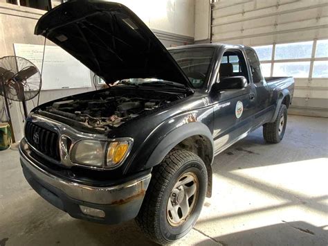 2001 Toyota Tacoma Truck For Sale, 122,651 Miles | Newport, NH | 61806028 | MyLittleSalesman.com