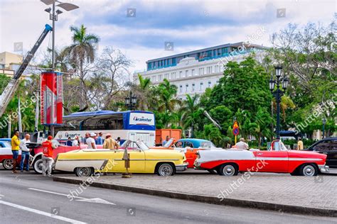 Vintage American Cars Used City Tours Editorial Stock Photo - Stock ...