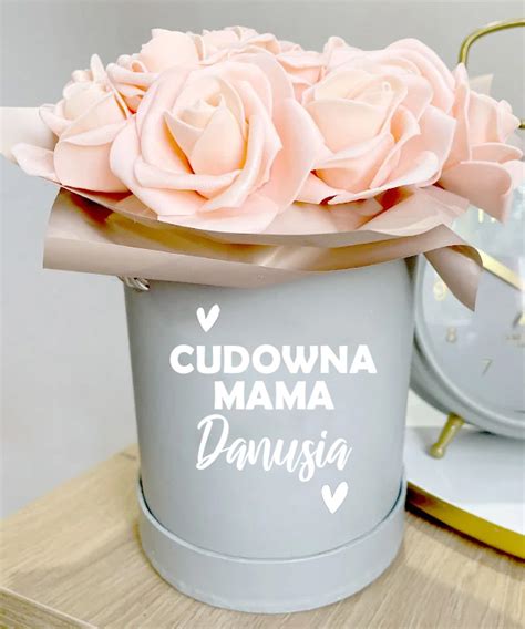 Prezent Dla Mamy Flower Box Z R Ami I Imieniem Mamy