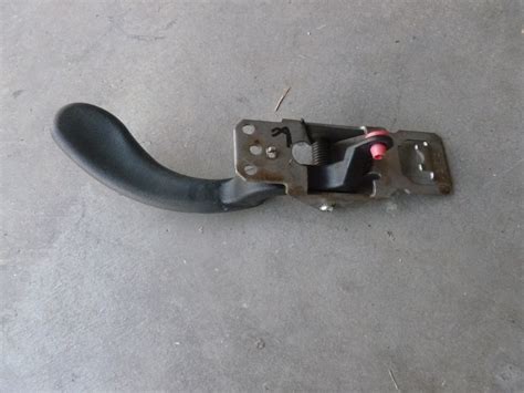 1995 Chevy Camaro - Interior Door Handle, Left - Hermes Auto Parts