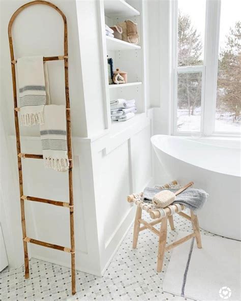 33 Stylish Farmhouse Blanket Ladder Ideas Youll Love