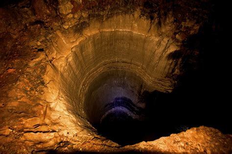 Mammoth Cave - A Grand, Gloomy and Peculiar Place - Covington Travel