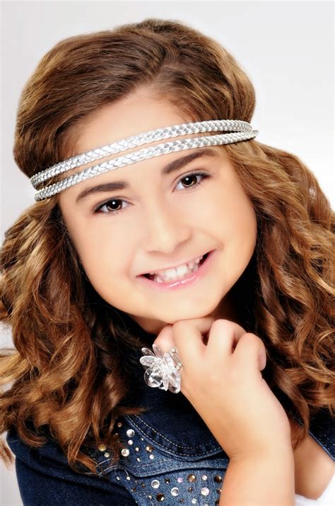 Miss Ohio Preteen Stars In A Brand New Commercial For Trapper Keeper