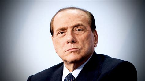 Ex primeiro ministro da Itália Silvio Berlusconi morre aos 86 anos