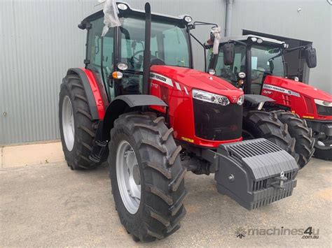 Used 2022 Massey Ferguson 2022 Massey Ferguson 6712ES 4C Tractors In